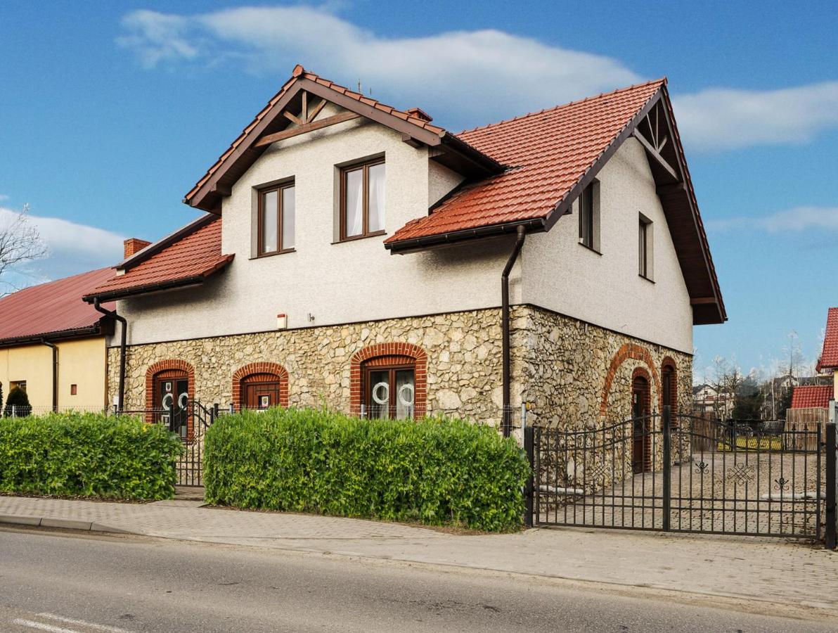 Pokoje W Starej Karczmie Liszki Экстерьер фото